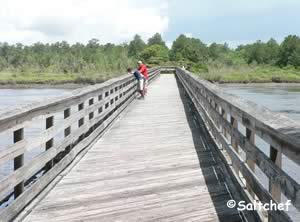 old railroad bridge fishing pier woodbine georgia